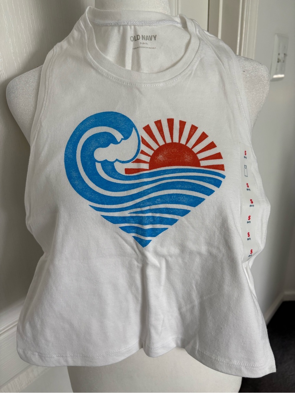 Girls 6/7 Old Navy White Tank with Blue Wave and Orange-Red Sun Graphic, NWT